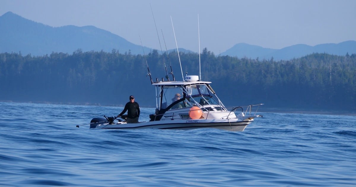 boat fishing near Esperanza_Island Fisherman magazine Joel Unickow