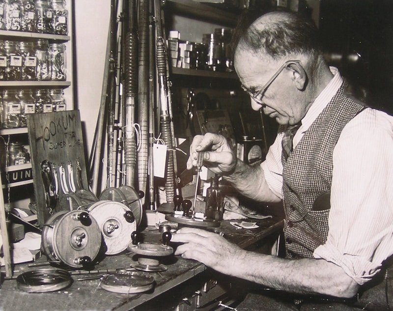 Boris Peetz assembling reels in 1951 (Photo: Wendy Taylor)